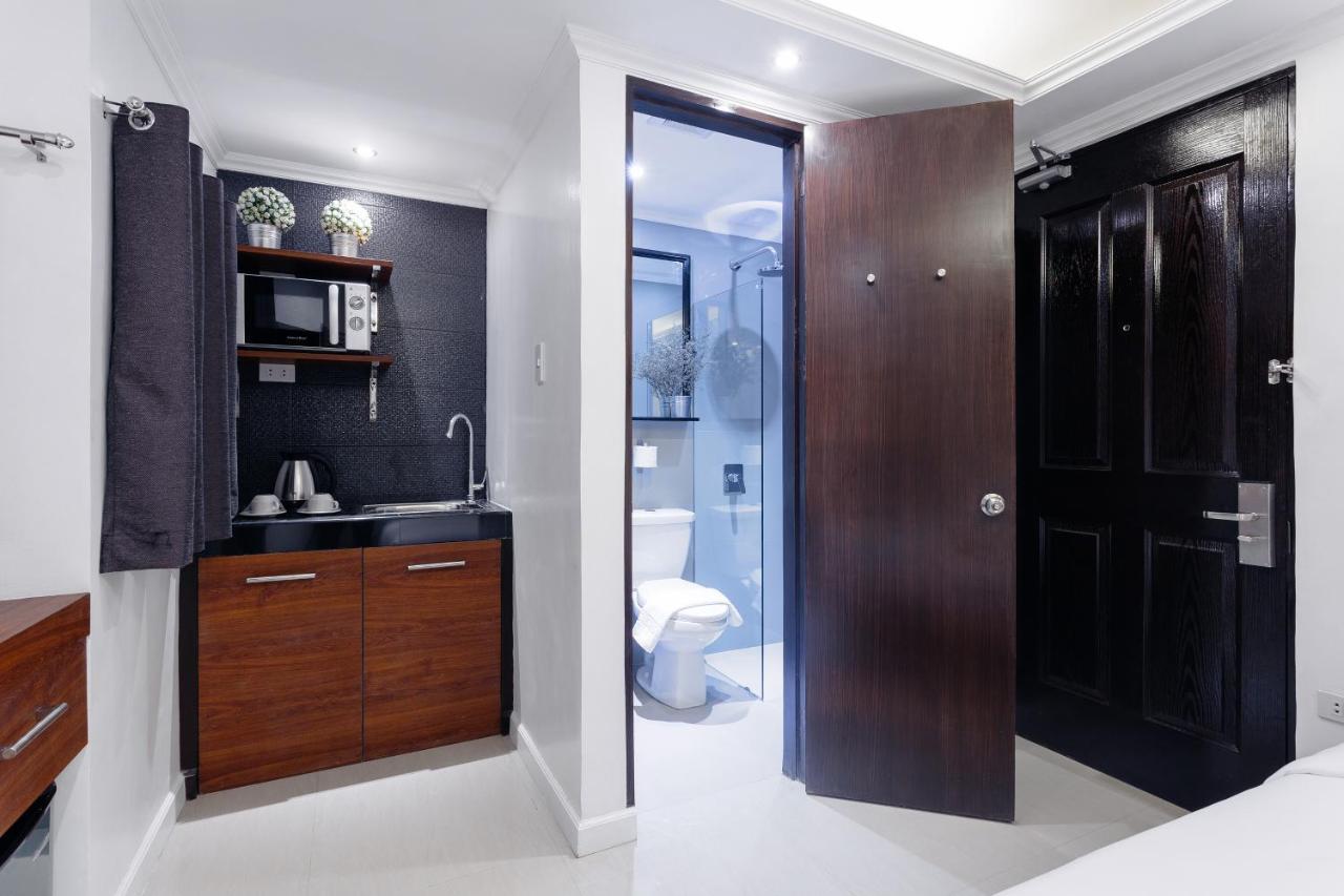 Nest Nano Suites Poblacion - Makati Makati City Kültér fotó